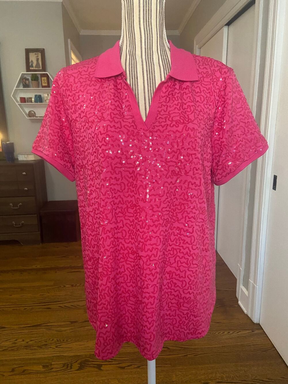Isaac Mizrahi LIVE! pink sequin polo style short sleeve pull over top